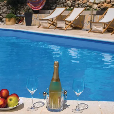 06 Tatil Evi Ždrelac