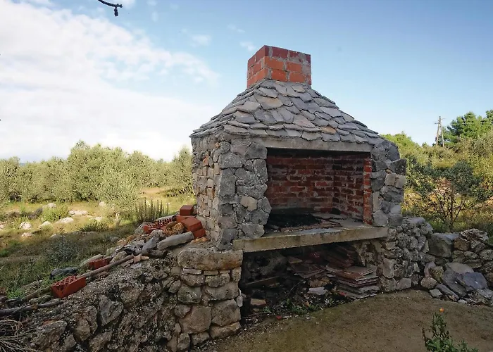06 Holiday home
